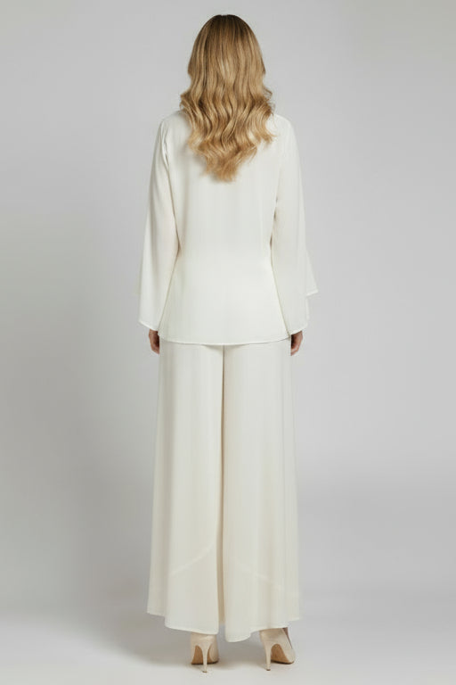 Elevate your wardrobe with the Moon Pearl Coord Set crafted from luxurious Russian silk.